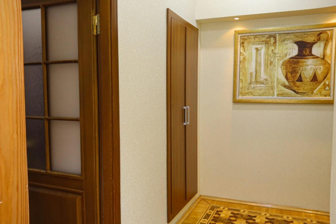 Azneft Royal Suite Apartment Sea View Baku Exterior foto