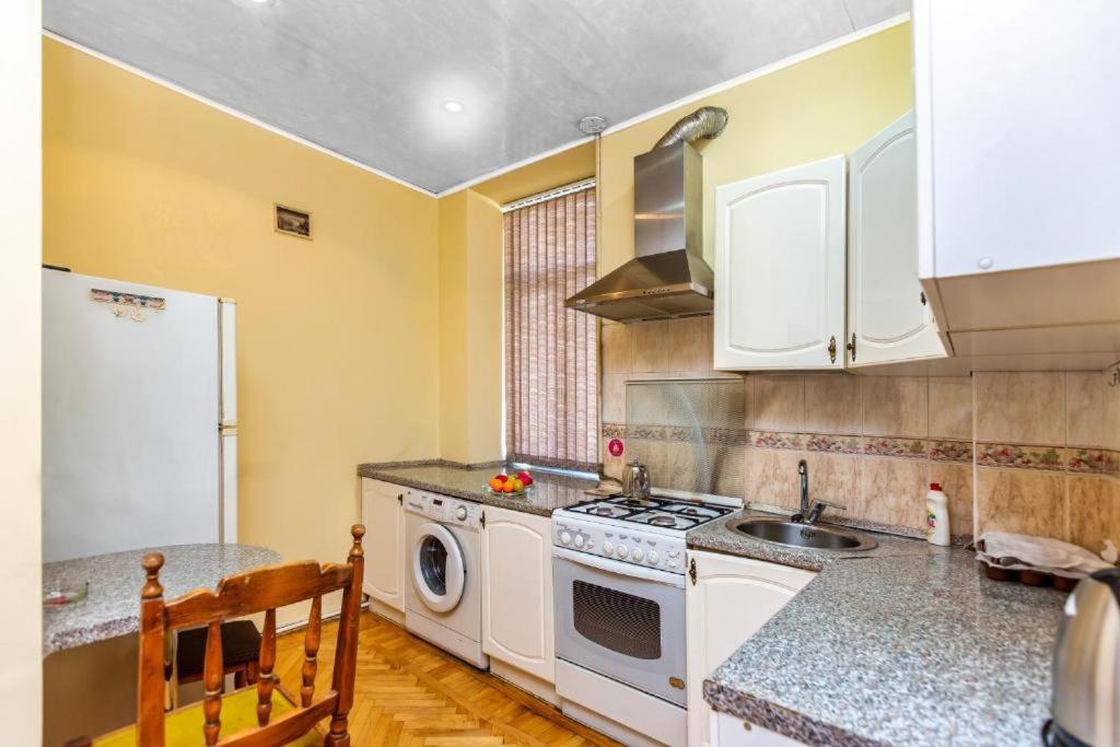 Azneft Royal Suite Apartment Sea View Baku Exterior foto